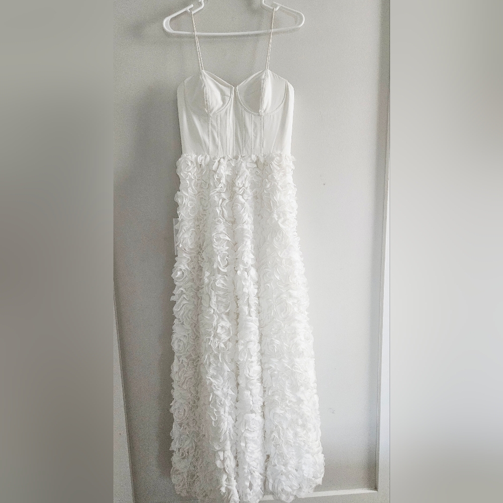 Stunning Aiden Mattox Dress